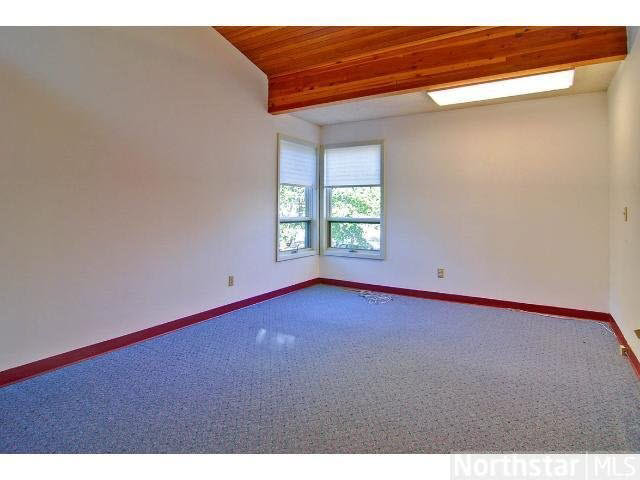 325 Ridgewood Avenue Minneapolis, MN 55403 - Photo 8 of 15 Gallery Image 8