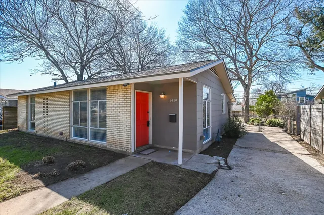 $2,200 | 1419 Corona Drive, Austin, TX 78723