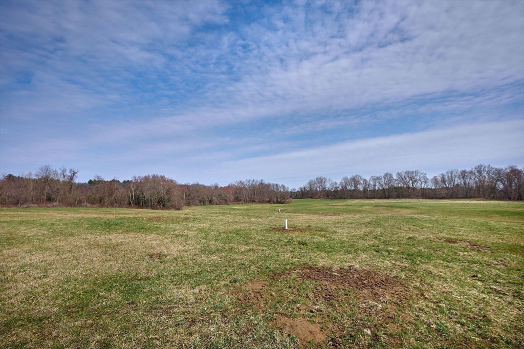 0 Glendale Road Southampton, MA 01073 - Photo 21 of 25 a view of an ocean and a city