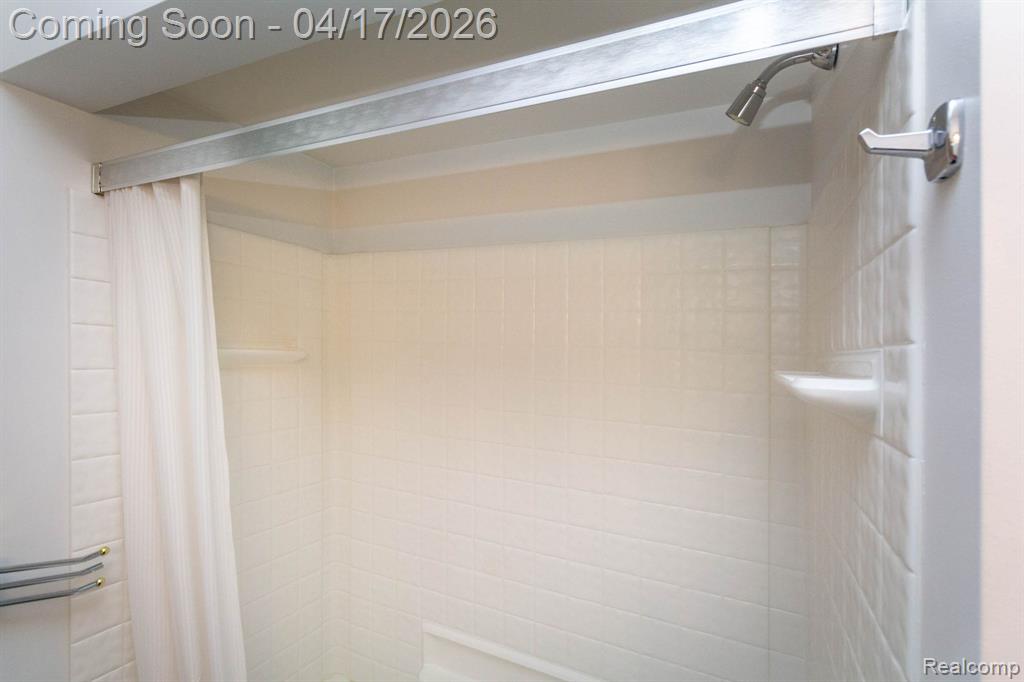 29110 Olmstead Road Flat Rock, MI 48134 - Photo 32 of 49