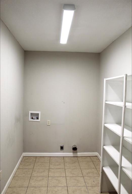 100 Hickory Road Lone Oak, TX 75453 - Photo 18 of 30 a view of an empty room