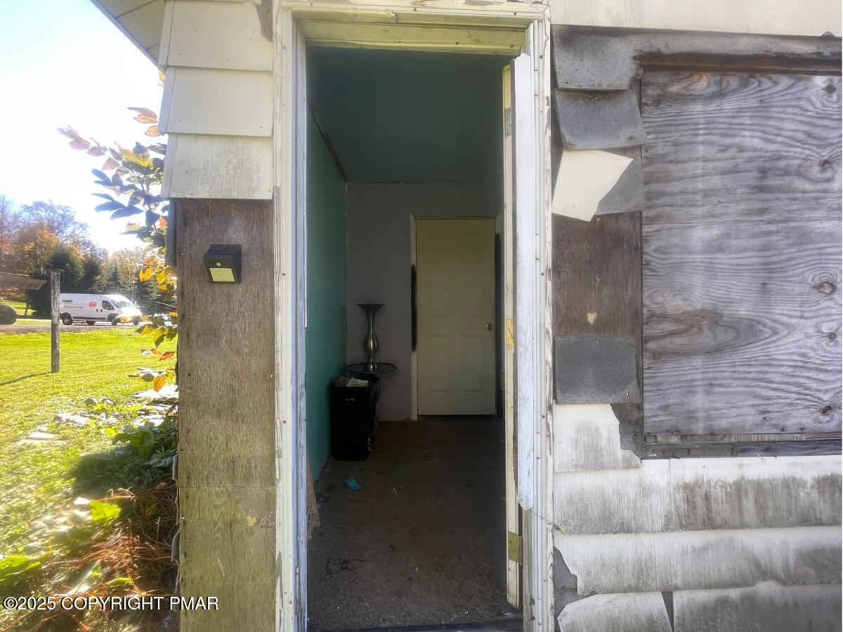 1900 Greenfield Road Jermyn, PA 18433 - Photo 24 of 86 24