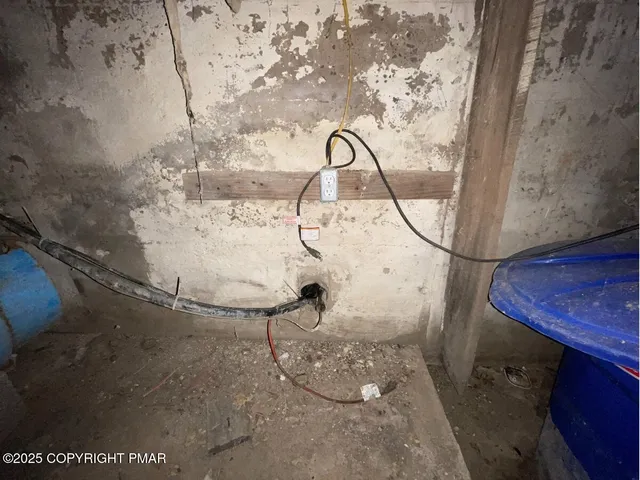 $79,900 | 1900 Greenfield Road, Jermyn, PA 18433