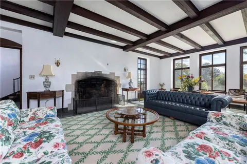$2,995,000 | 2180 Tower Hill Road, North Kingstown, RI 02874
