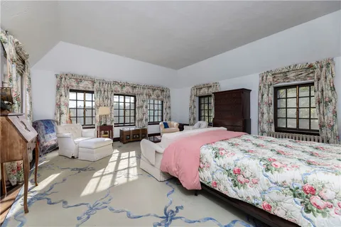 $2,995,000 | 2180 Tower Hill Road, North Kingstown, RI 02874