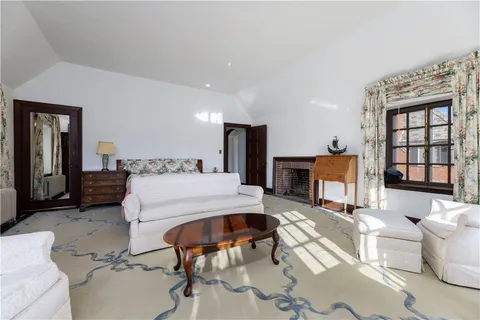 $2,995,000 | 2180 Tower Hill Road, North Kingstown, RI 02874