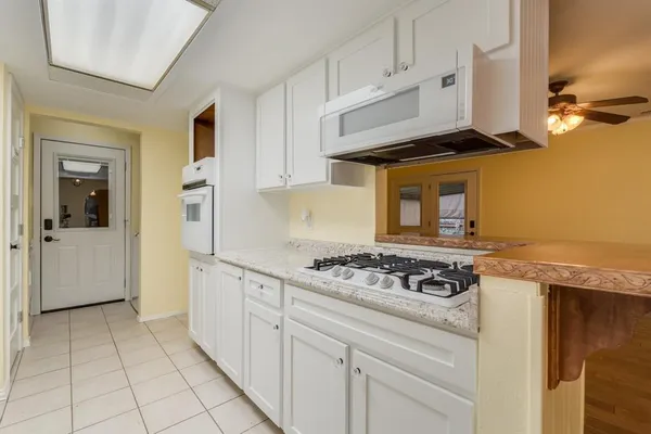 $2,400 | 4105 Astoria Street, Irving, TX 75062