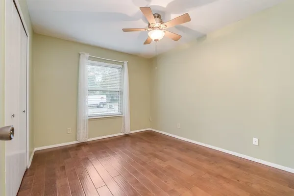 $2,400 | 4105 Astoria Street, Irving, TX 75062