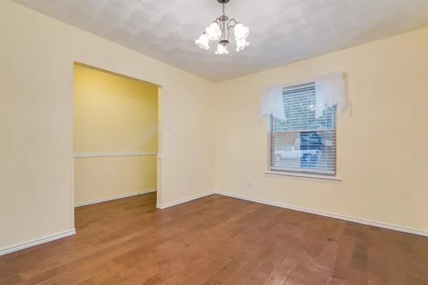 $2,400 | 4105 Astoria Street, Irving, TX 75062