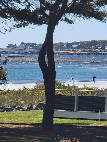 $2,100,000 | 1081 Kings Highway, Kennebunkport, ME 04046