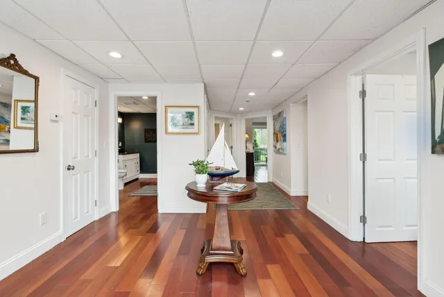 $2,100,000 | 1081 Kings Highway, Kennebunkport, ME 04046