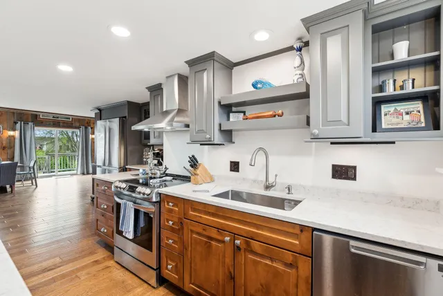 $2,100,000 | 1081 Kings Highway, Kennebunkport, ME 04046