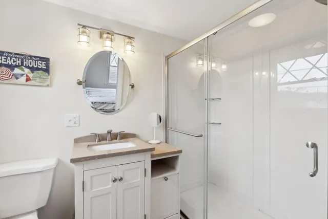 $2,100,000 | 1081 Kings Highway, Kennebunkport, ME 04046