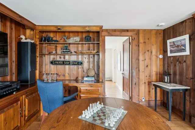 $2,100,000 | 1081 Kings Highway, Kennebunkport, ME 04046
