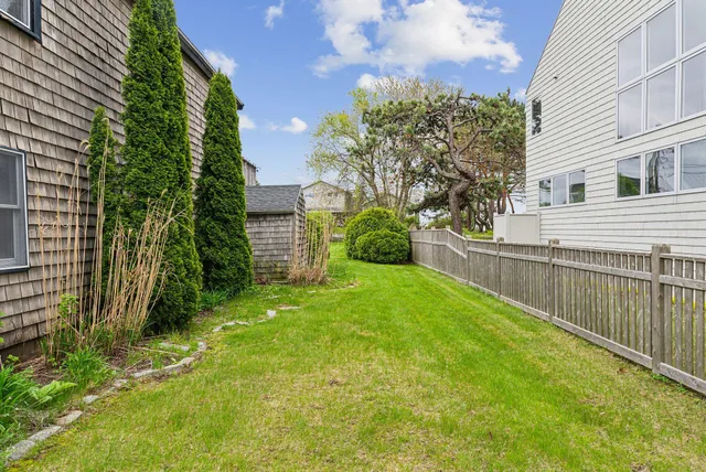 $2,100,000 | 1081 Kings Highway, Kennebunkport, ME 04046