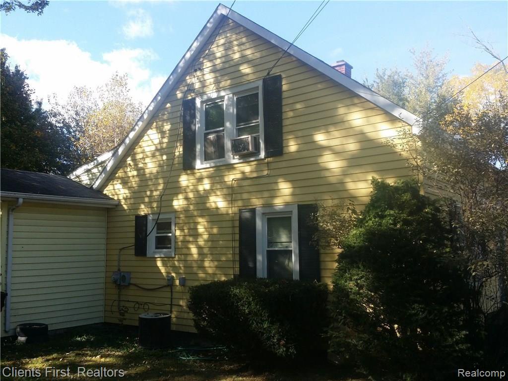 556 Tromley Street Inkster, MI 48141 - Photo 2 of 7 20151018_150819.jpg