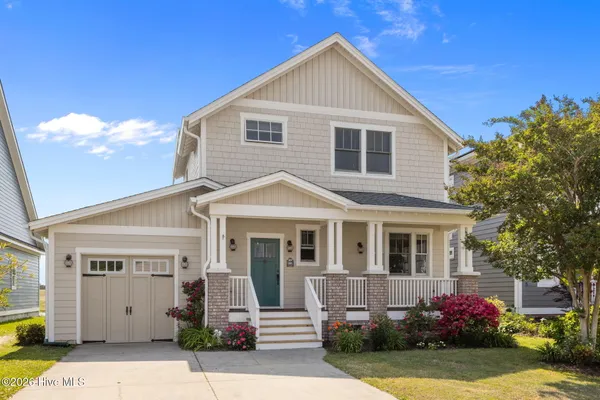 $611,900 | 210 Taylorwood Drive, Beaufort, NC 28516