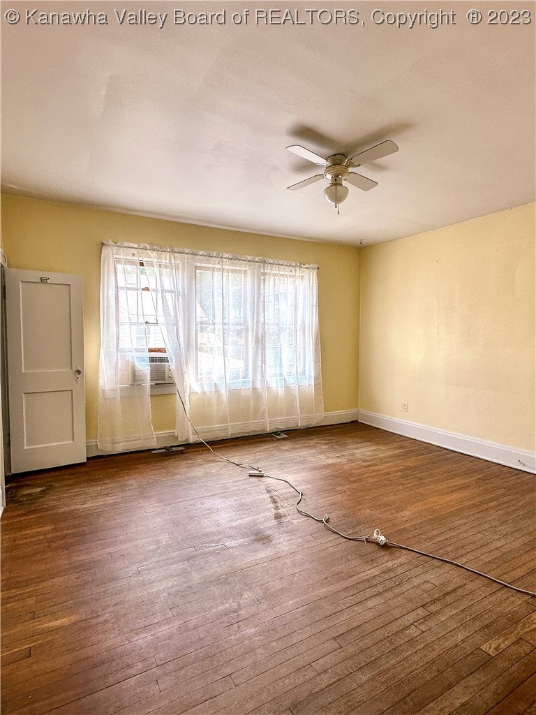 3394 Old Logan Road Logan, WV 25601 - Photo 18 of 30 Gallery Image 18