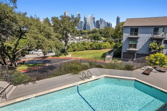 $500,000 | 1501 West Barton Springs Road, Unit 107, Austin, TX 78704