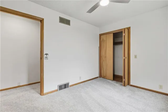 $378,000 | 610 North Shore Drive, Lake Waukomis, MO 64151