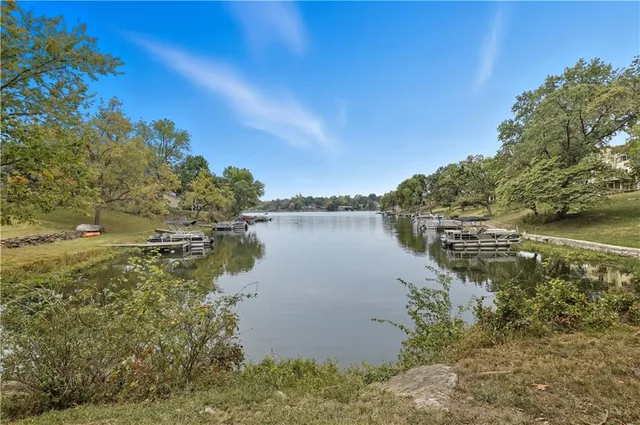$378,000 | 610 North Shore Drive, Lake Waukomis, MO 64151