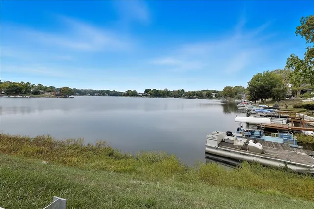 $378,000 | 610 North Shore Drive, Lake Waukomis, MO 64151