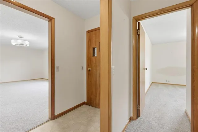 $378,000 | 610 North Shore Drive, Lake Waukomis, MO 64151