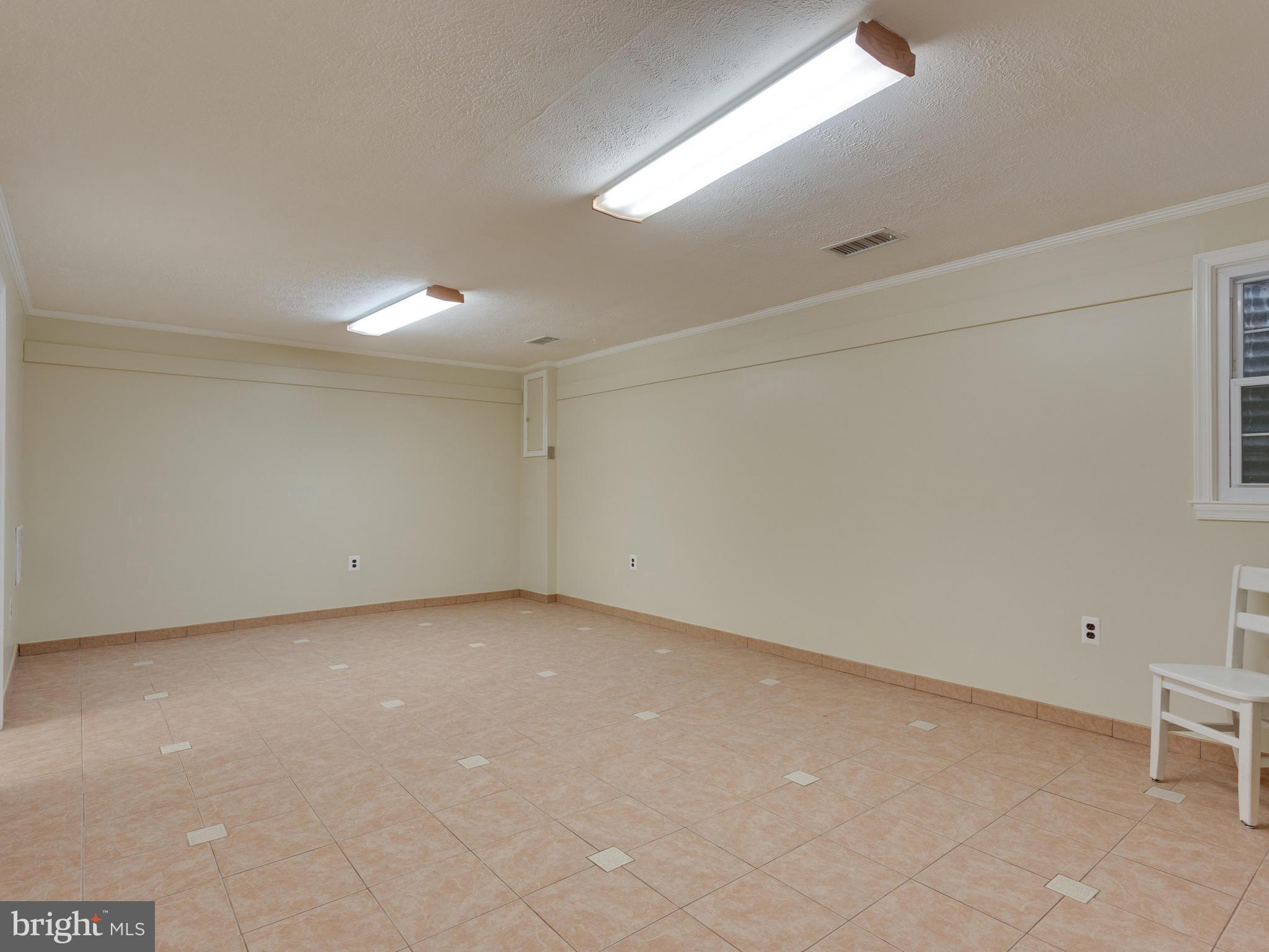 9533 Burdett Road Burke, VA 22015 - Photo 22 of 30 Basement