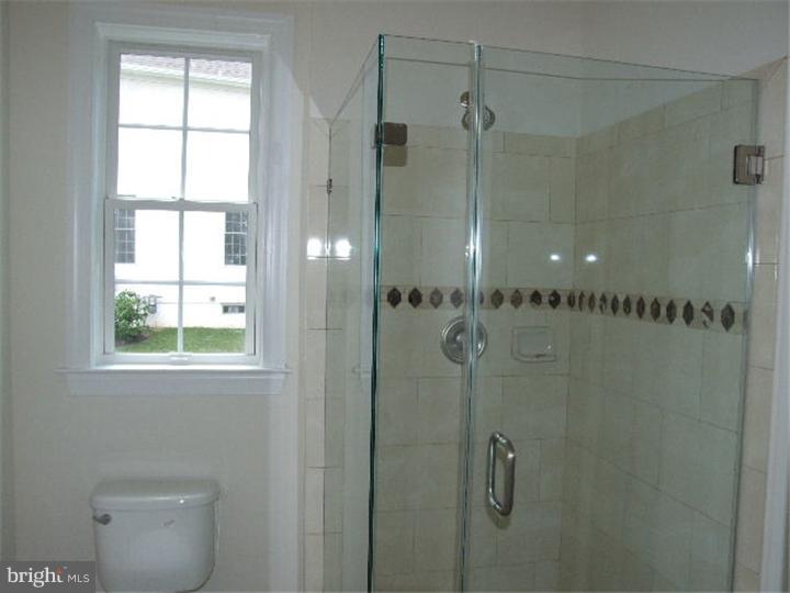 120 North Hillcrest Road Springfield, PA 19064 - Photo 22 of 25 Bathroom