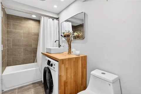 $349,000 | 6211 West Northwest Highway, Unit 400, Dallas, TX 75225