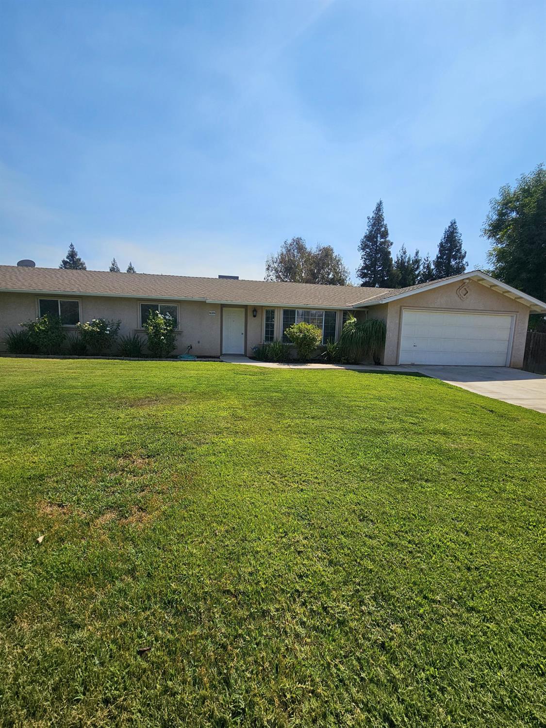 36106 Ruth Avenue Madera, CA 93636 - Photo 2 of 27 Gallery Image 2