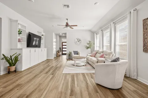 $468,000 | 1006 Summer Glen, Georgetown, TX 78628