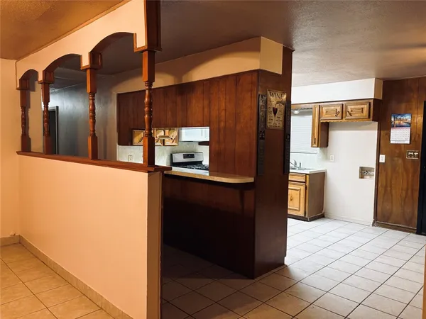 $229,900 | 415 Zinn Drive, Crosby, TX 77532