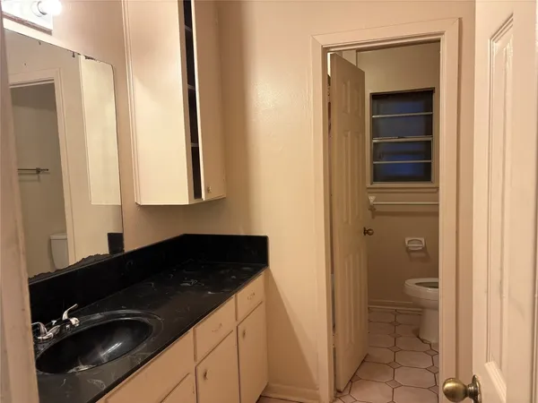 $229,900 | 415 Zinn Drive, Crosby, TX 77532