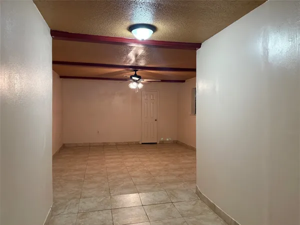 $229,900 | 415 Zinn Drive, Crosby, TX 77532