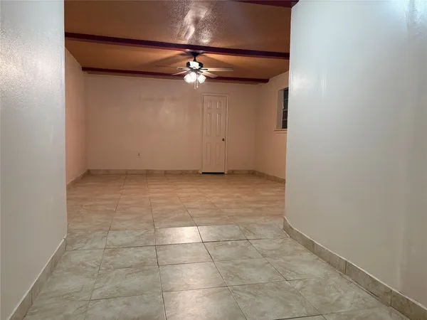 $229,900 | 415 Zinn Drive, Crosby, TX 77532