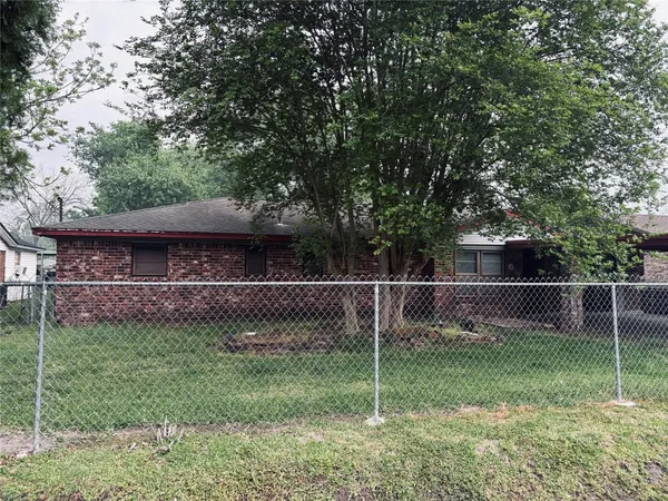 $229,900 | 415 Zinn Drive, Crosby, TX 77532