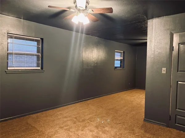 $229,900 | 415 Zinn Drive, Crosby, TX 77532