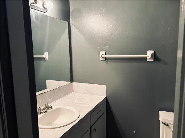 $229,900 | 415 Zinn Drive, Crosby, TX 77532