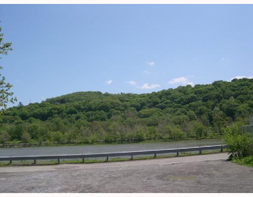 109 River Road Natrona Heights, PA 15065 - Photo 3 of 3 View.