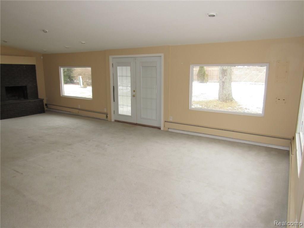 28201 Bell Road Southfield, MI 48034 - Photo 28 of 38 28201 BELL SOUTHFIELD (99).JPG
