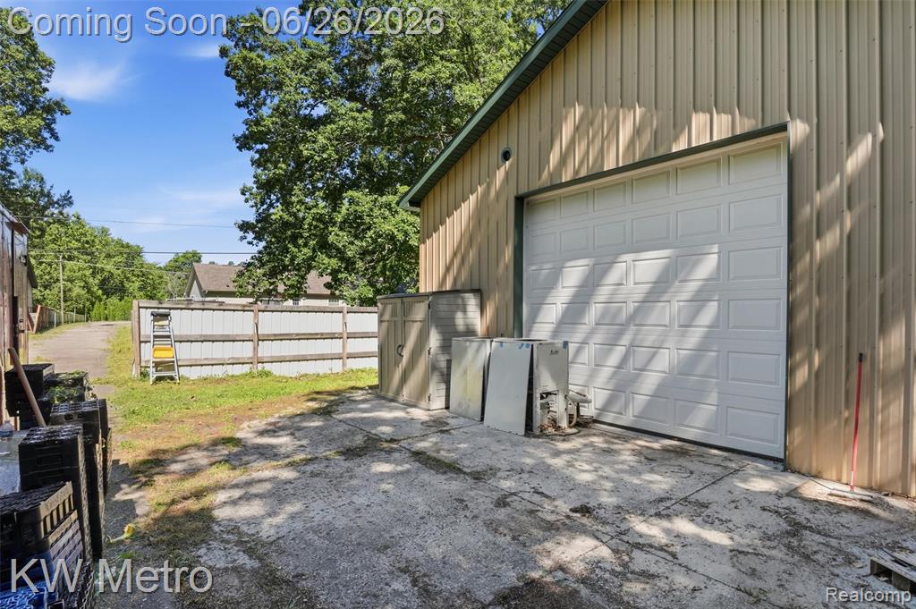 22733 Sumpter Road Belleville, MI 48111 - Photo 35 of 52