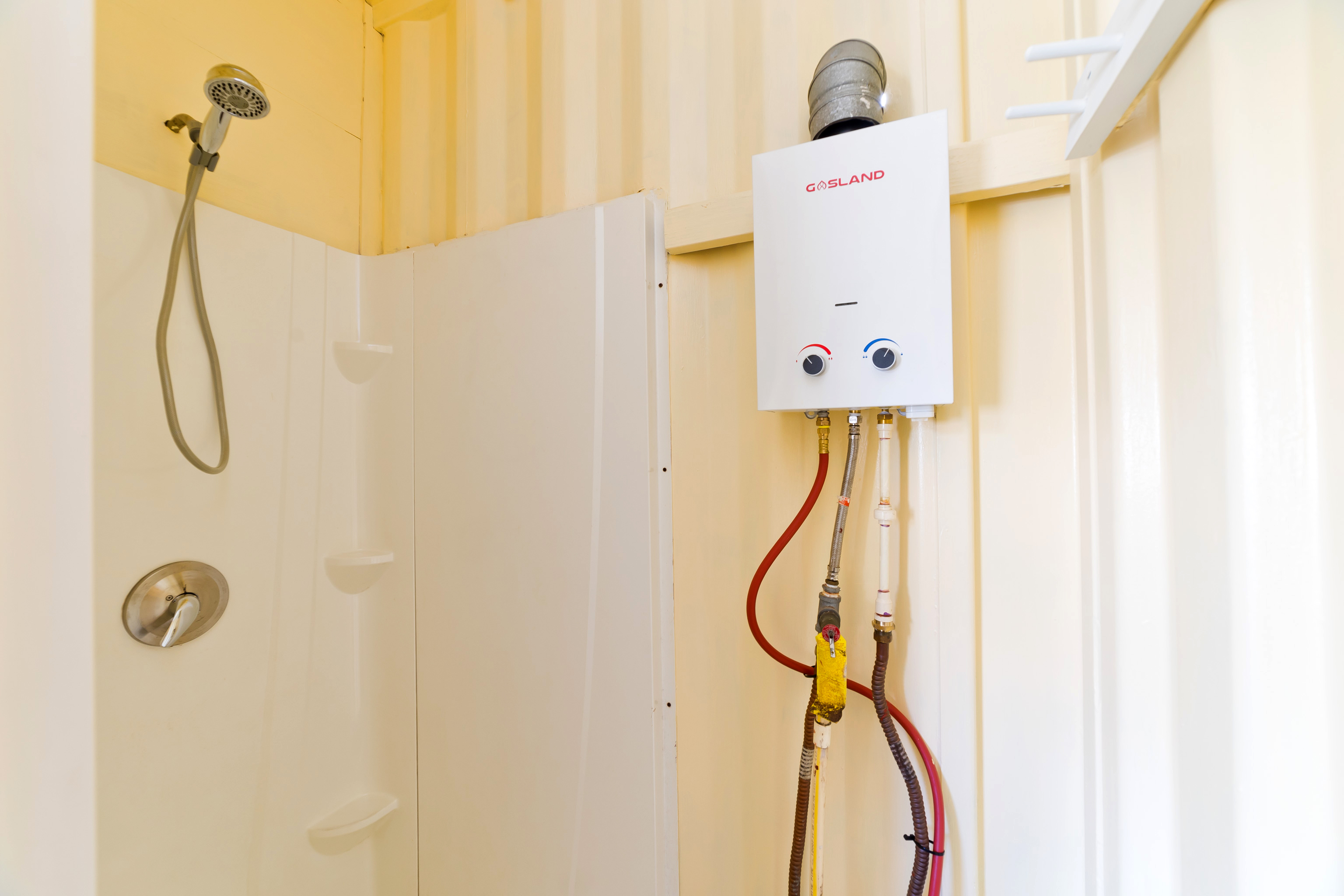 11-2430 Makoa Road Mountain View, HI 96771 - Photo 11 of 30 a bathroom with a shower