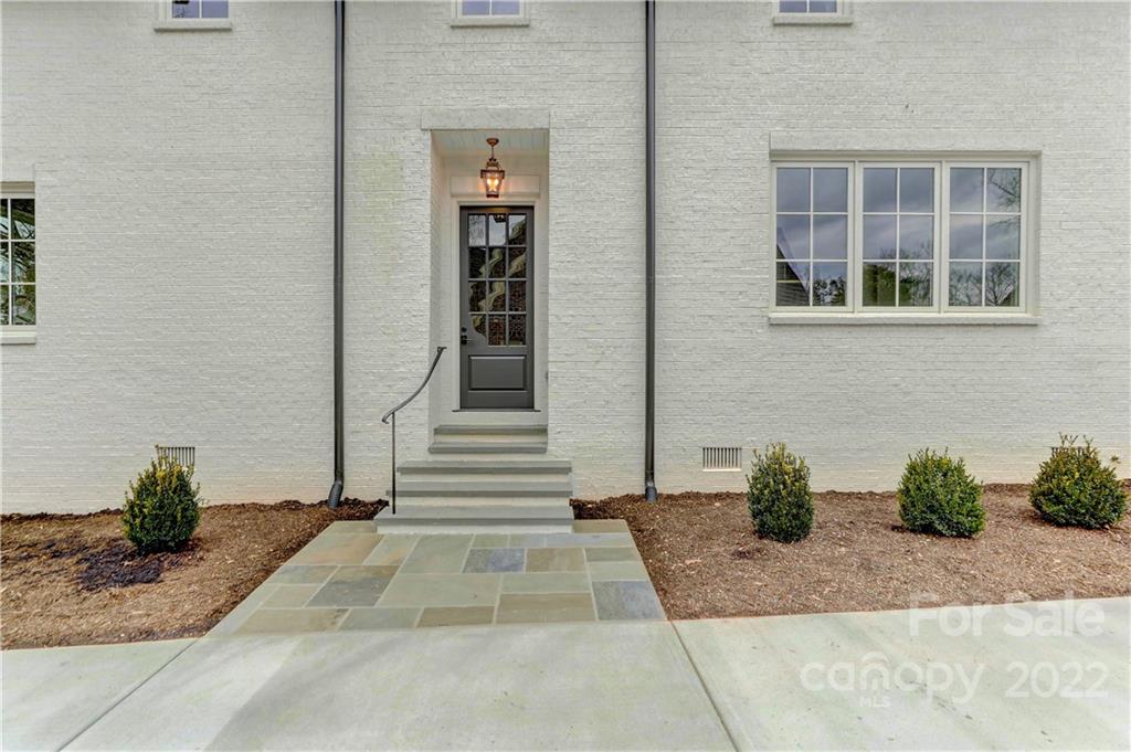 1429 Audubon Road Charlotte, NC 28211 - Photo 43 of 48 a view of outdoor space and deck