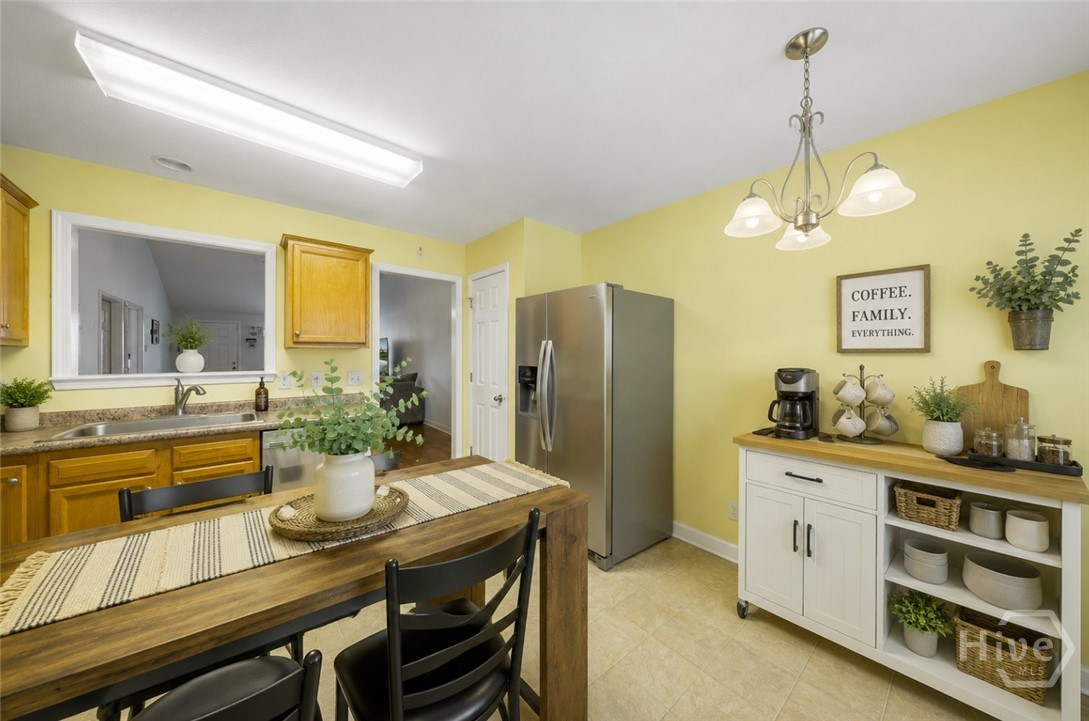 112 Karima Circle Rincon, GA 31326 - Photo 23 of 31 Virtually Staged Kitchen