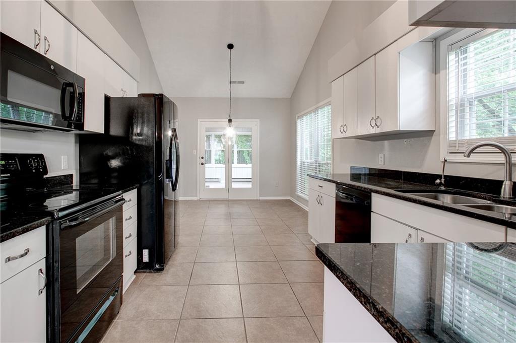 7601 Garrick Street Fishers, IN 46038 - Photo 9 of 30 Gallery Image 9
