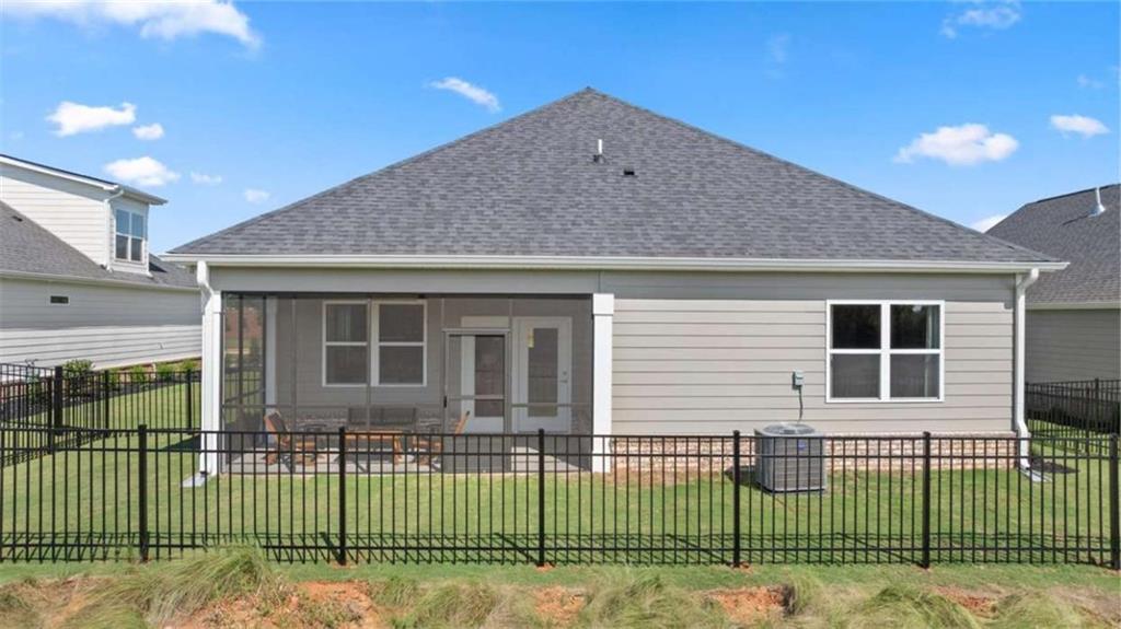 652 Parnassus Road Locust Grove, GA 30248 - Photo 42 of 43 a front view of a house