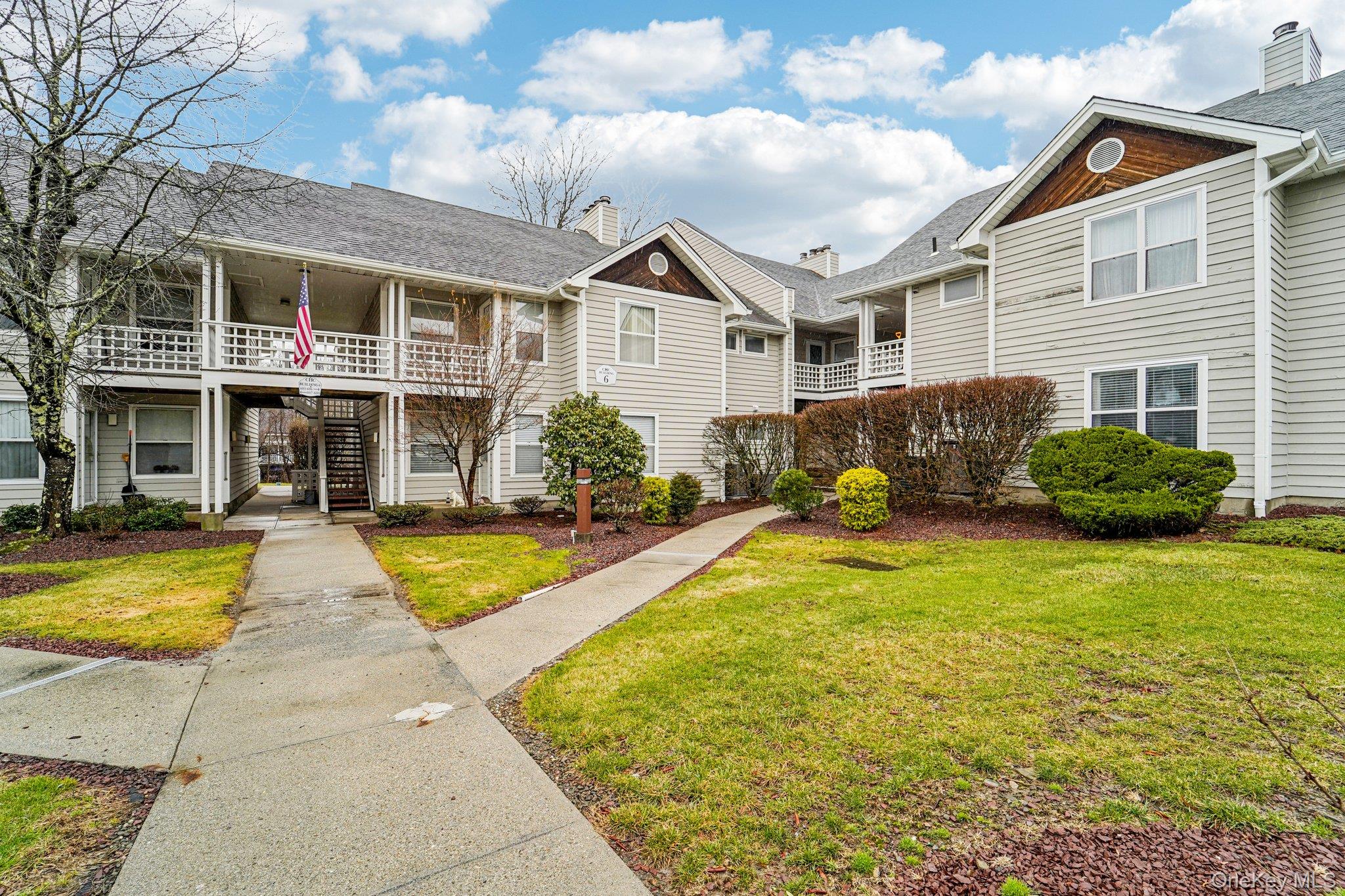 606 Arlin Road Monroe, NY 10950 - Photo 2 of 37