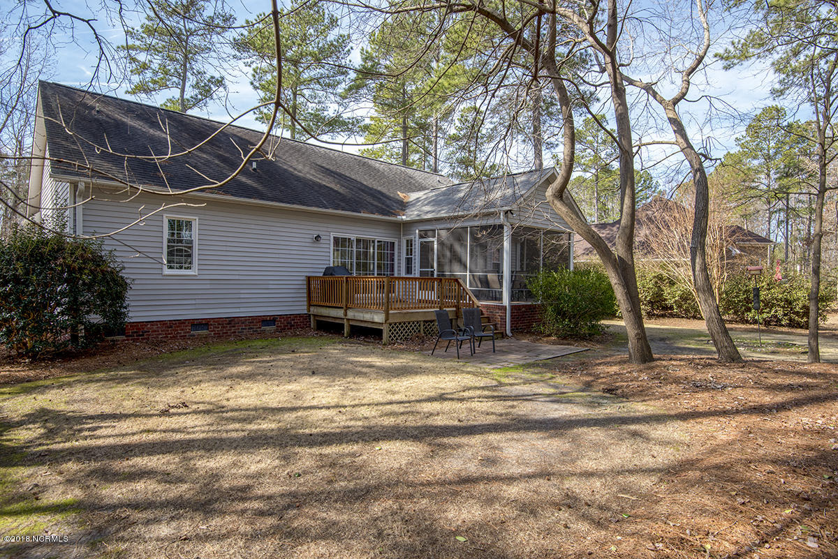 132 Geneva Road New Bern, NC 28562 - Photo 22 of 40 Rear of Home View 2