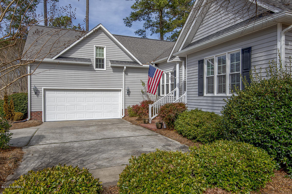 132 Geneva Road New Bern, NC 28562 - Photo 30 of 40 2 Car Garage w/Addditional Parking